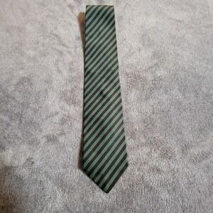 Vintage MARK CROSS‎ 100% Italian Silk Green & Black Striped Necktie